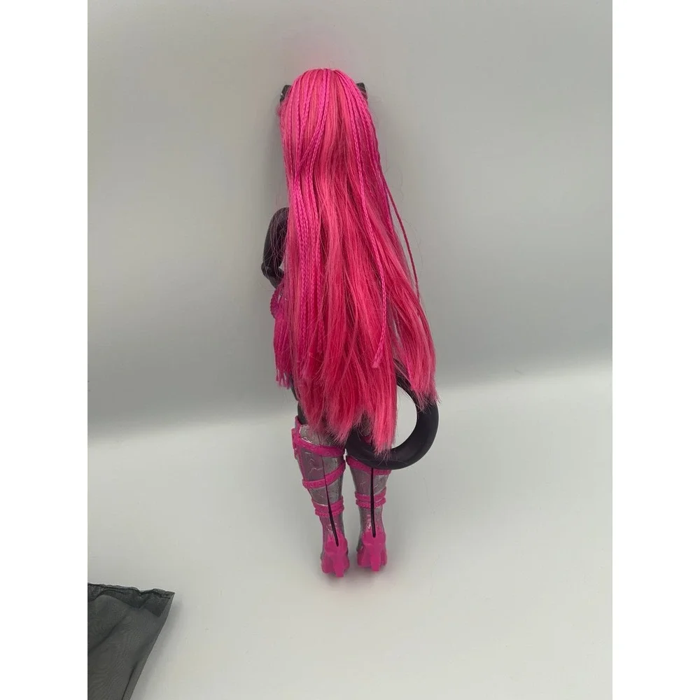monster high see pics